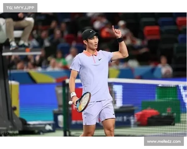 罗马大师赛经典胯下击球瞬间回放点击量突破千万引发热议